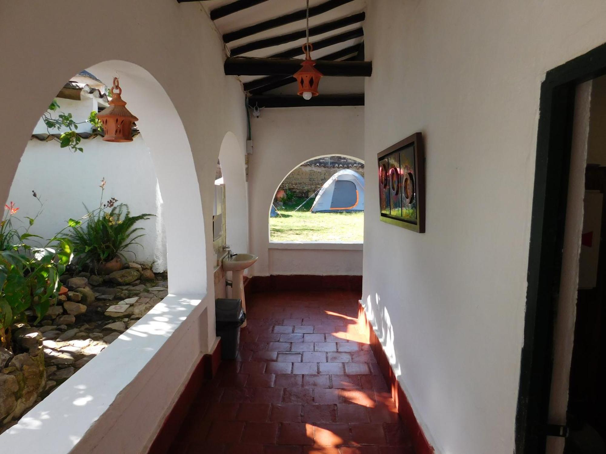 Casa Hotel Paraiso Bella Villa บียาเดเลย์บา ภายนอก รูปภาพ