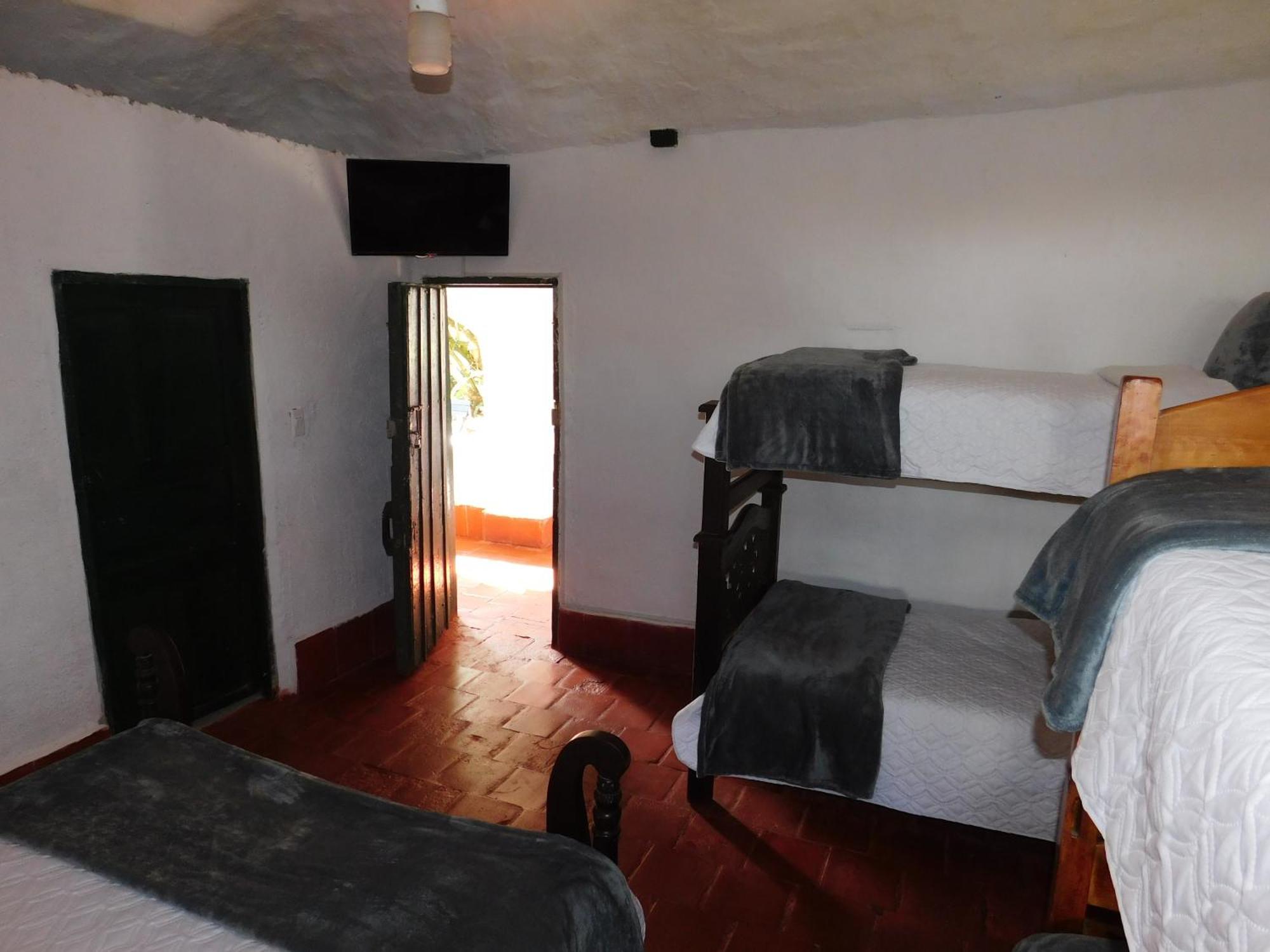 Casa Hotel Paraiso Bella Villa บียาเดเลย์บา ภายนอก รูปภาพ