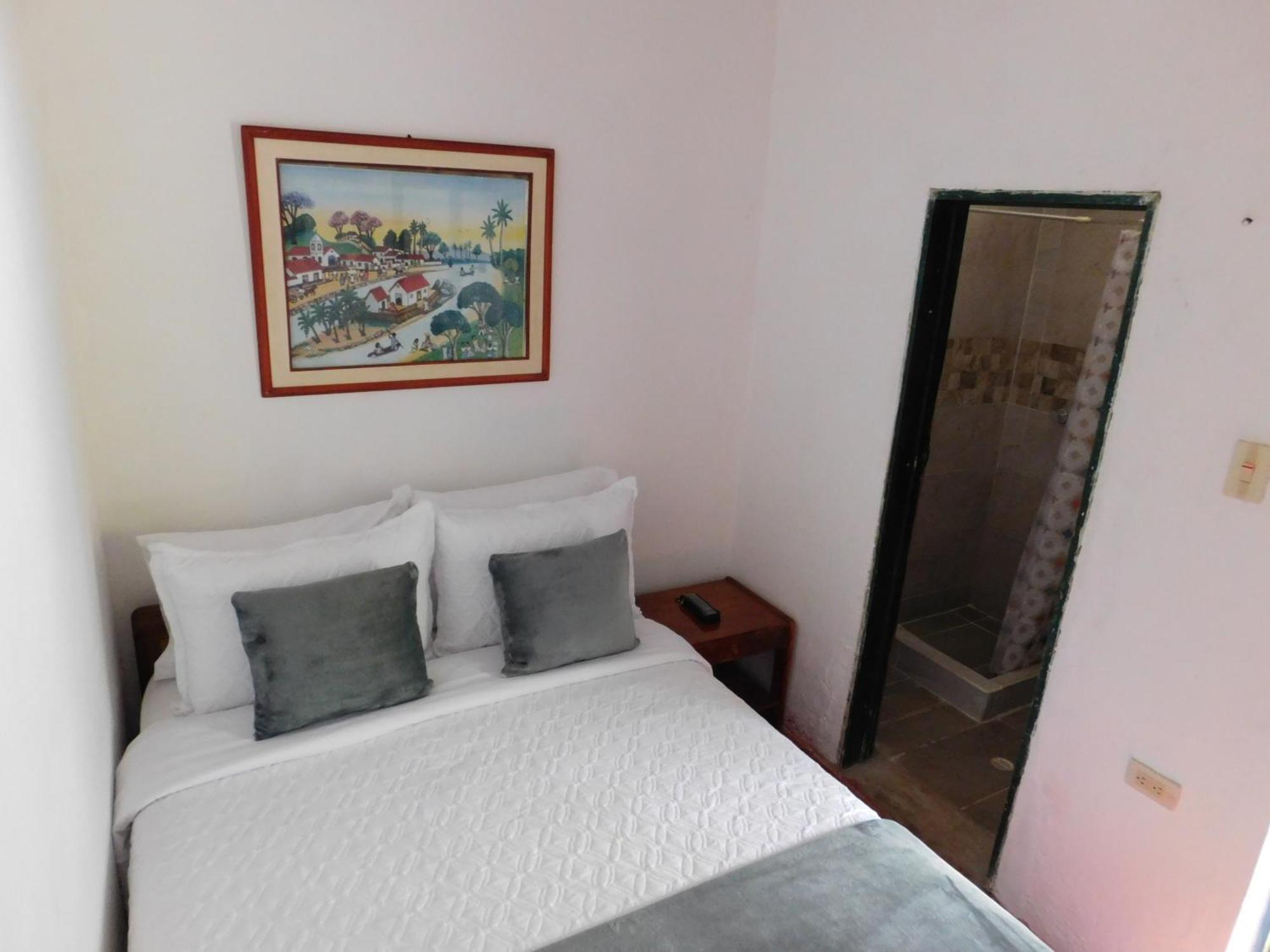 Casa Hotel Paraiso Bella Villa บียาเดเลย์บา ภายนอก รูปภาพ